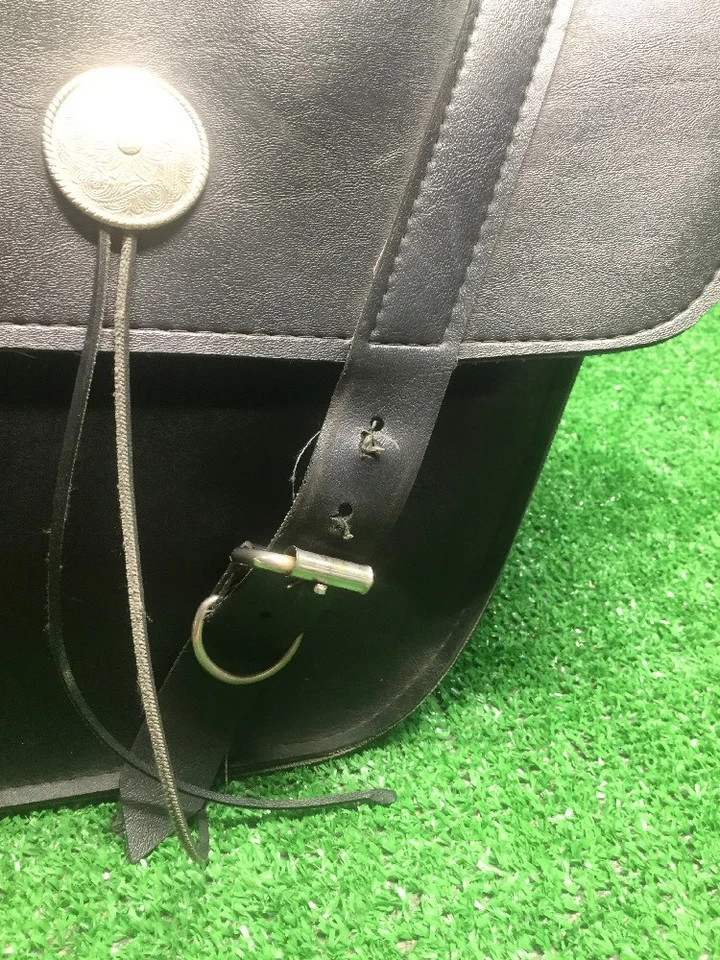 Willie and Max Braided Slant Saddlebags Universal Fleet side Save Big See Photos Foto 2 de 4