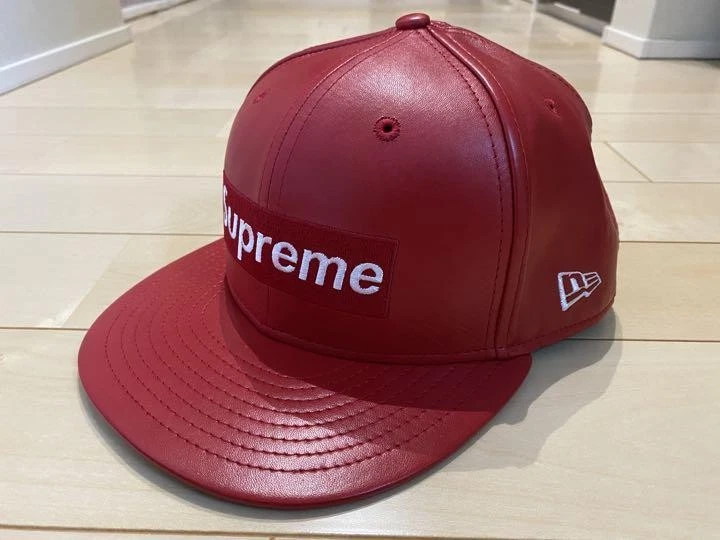 Casquette streetwear rare logo boîte cuir suprême nouvelle époque