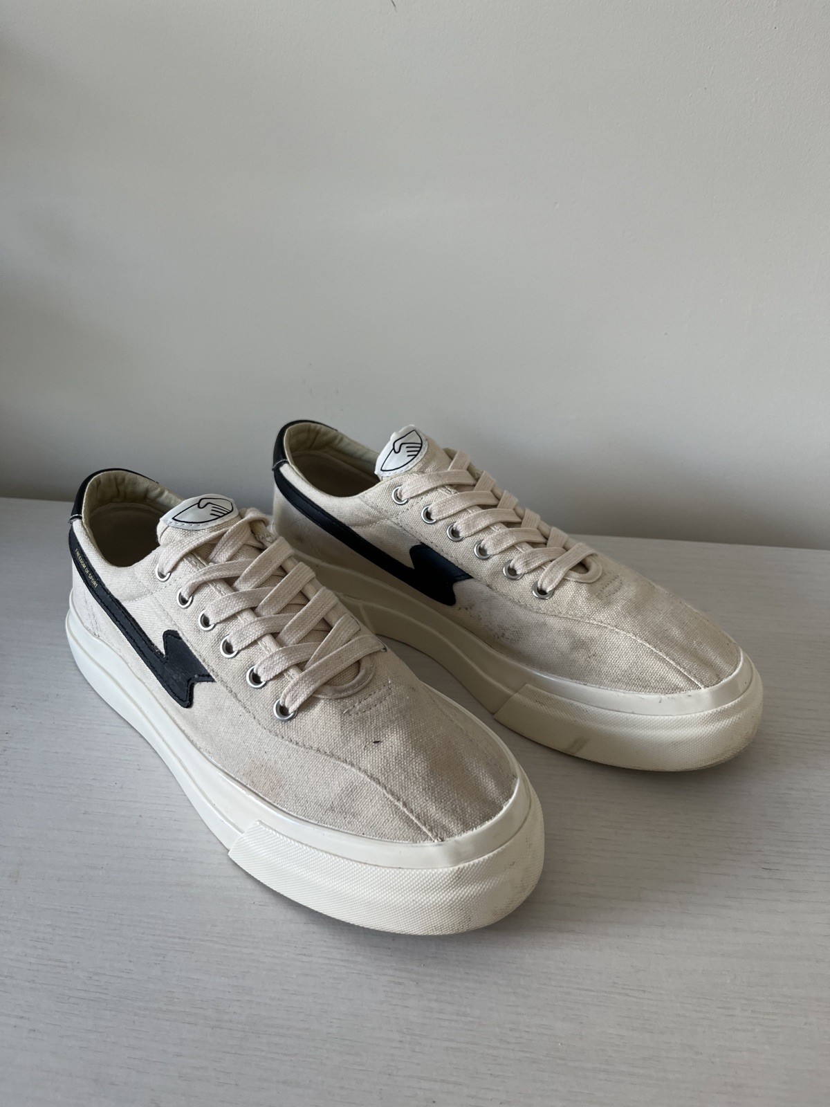 STEPNEY WORKERS CLUB DELLOW S-STRIKE CANVAS  WHITE/BLACK SIZE 8 