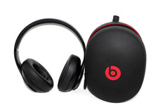 Beats by DR. DRE Studio 3 -  Wireless Over-Ea...