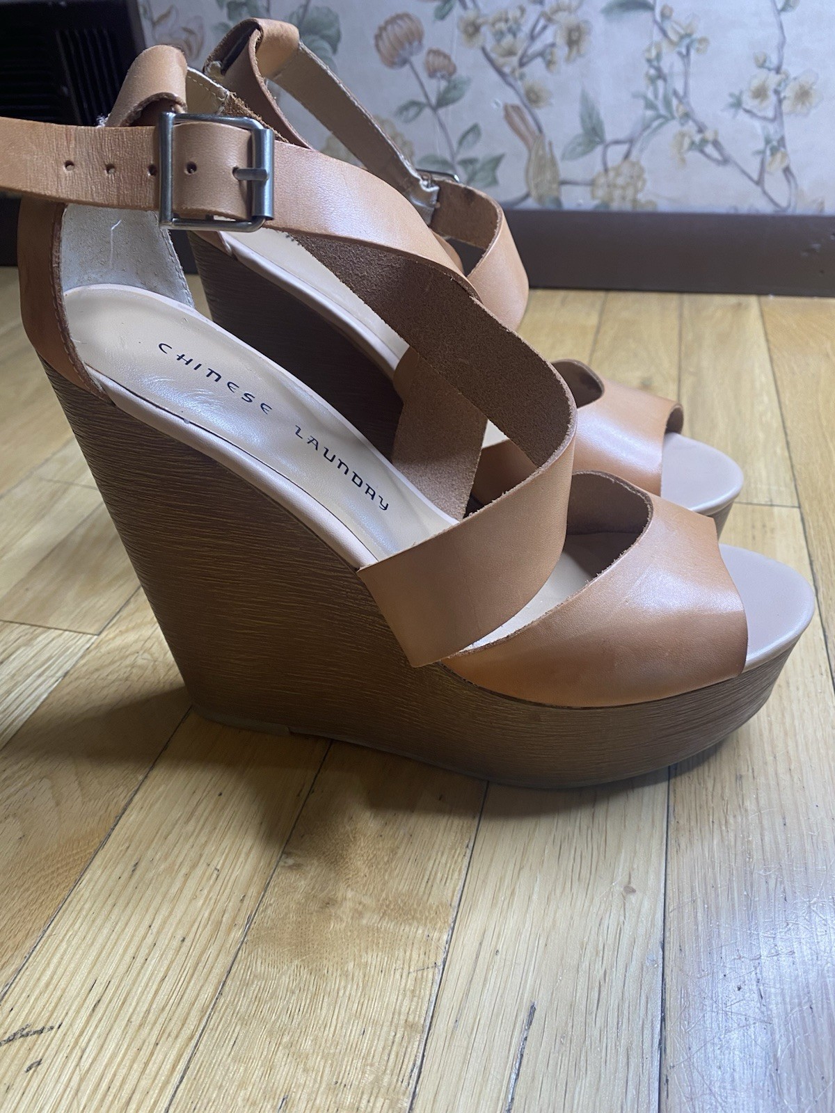 Chinese Laundry Size 9 Java Wedge Heel Sandal - image 5