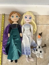 Disney Store Frozen 2 Plush Anna And Snow Queen Elsa 18  Dolls