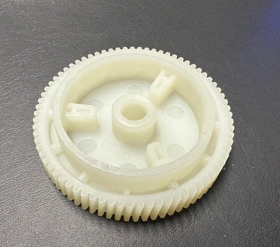 Set window regulator motor gear suitable for Skoda Fabia I station wagon Octavia II station wagon - Image 3 of 4