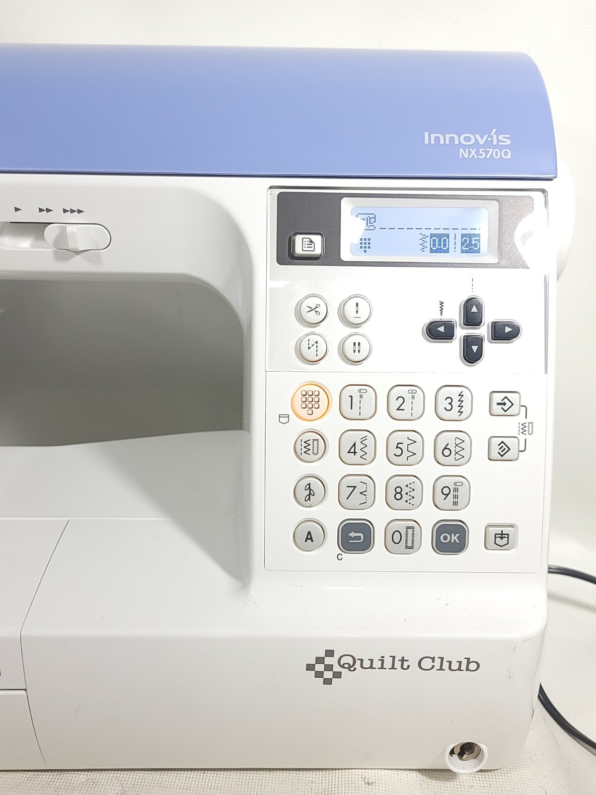 Brother Innovis NX570Q 129 Stitch Computer Sewing/Quilting Machine
