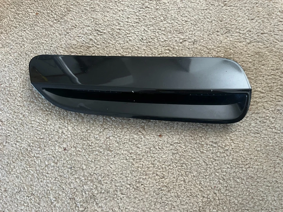 08 09 Pontiac G8 capó delantero ventilación derecha negro conductor 2008 2009 Foto 2 de 4