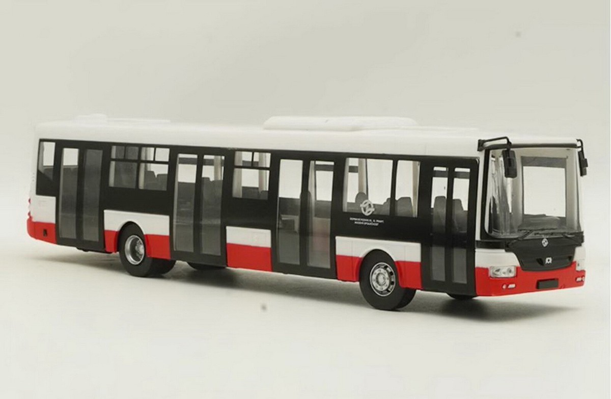 1/43 Scale KAROSA Autobus SOR NB12 MHD Praha Bus Plastic Model Toy