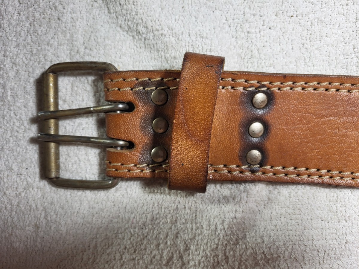 Vintage Gold's Gym Brown Leather Weight Lifting Belt L 38-42 Vintage Gold's Gym Brown Leather Weight Lifting Belt L 38-42