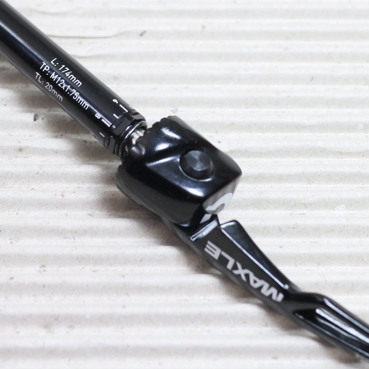 Sram Maxle Ultimate MTB Achse 12/142 mm Achslänge 174 mm Gewinde