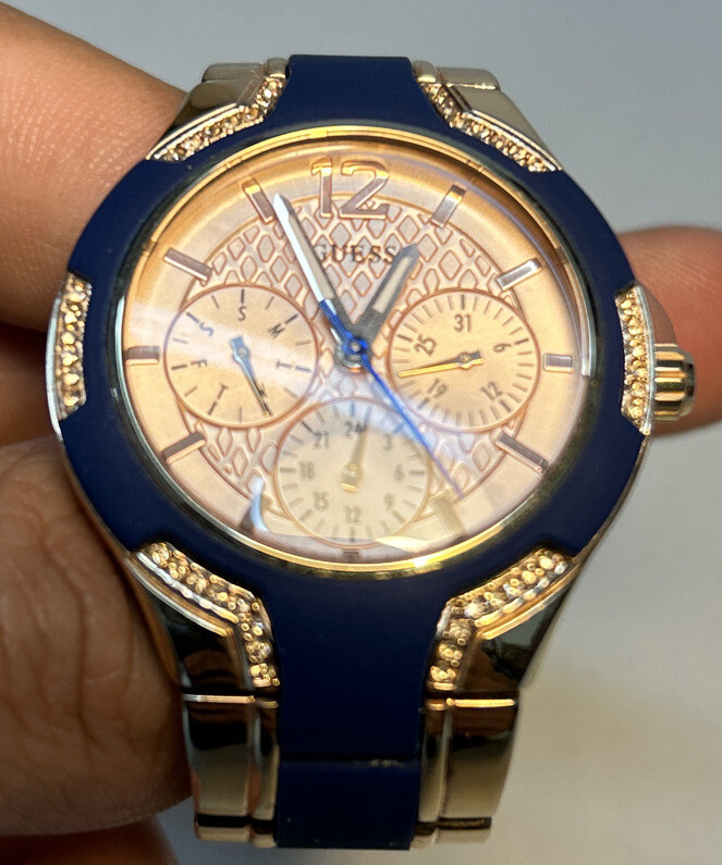 Guess Women’s U0556L5 Multi-Function Two-Tone Sta… - image 5