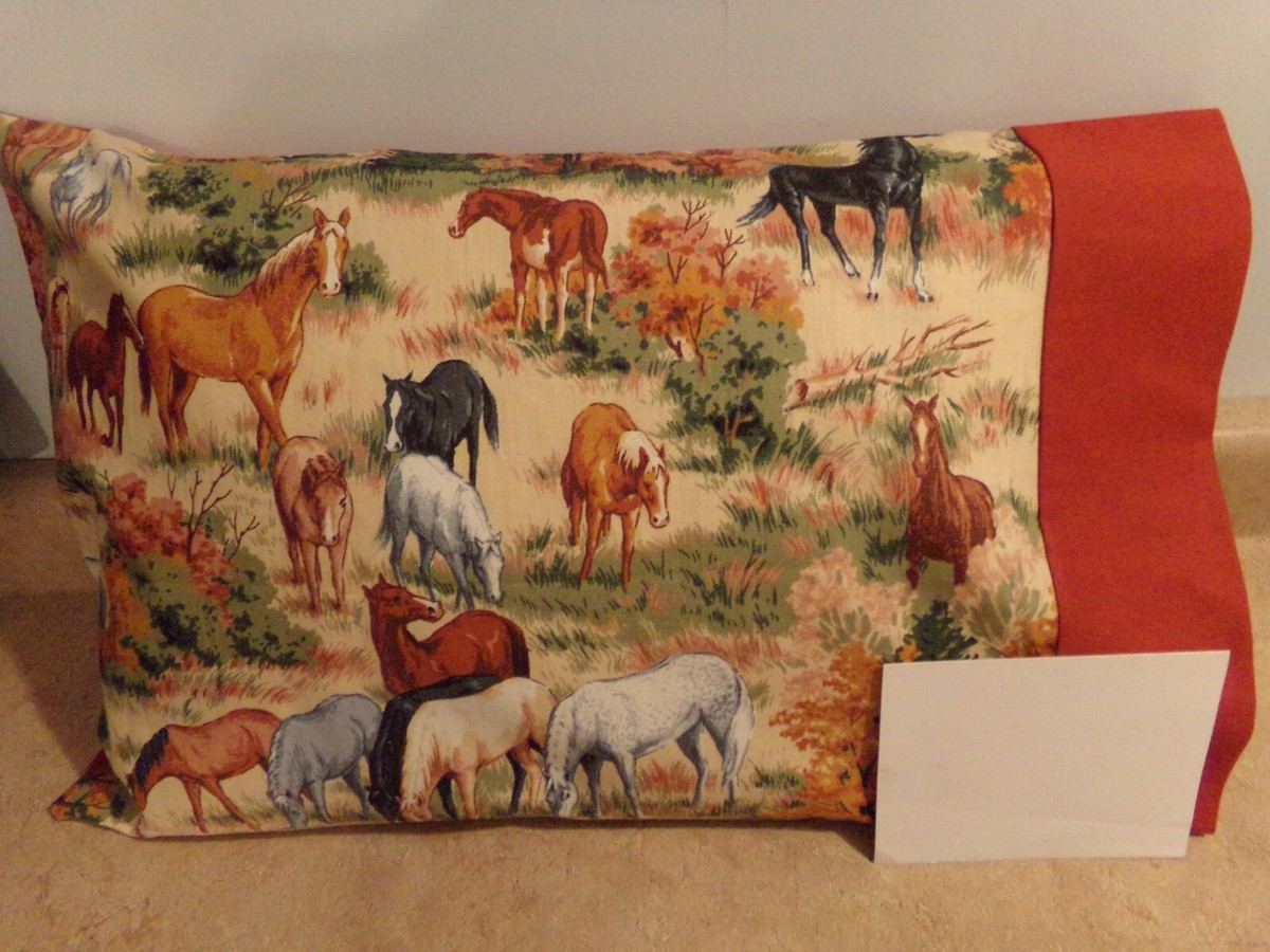 TRAVEL SIZE PILLOWCASE SIDED WILD HORSES/RUST 14X20 #4907
