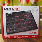 Akai Professional MPD218 MIDI USB Drum Beat Pad Controller
