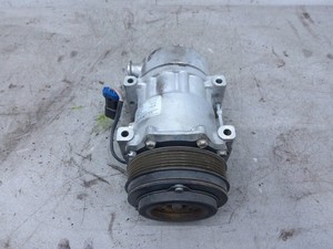 Kenworth W900B Air Conditioner Compressor - Used