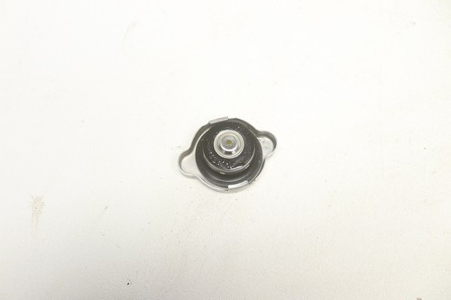 Honda Pioneer 700 16 Radiator Cap 19037-GEE-710 50956 - Picture 2 of 2