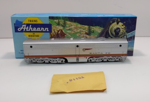 Locomotora diésel ficticia Athearn 3365 escala HO Santa Fe PB-1 LN/caja | Zustand: Used