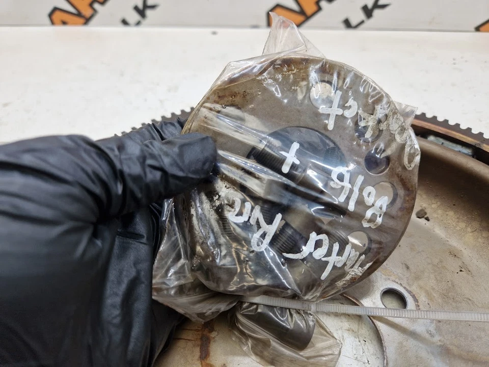 2007 JEEP GRAND CHEROKEE WK 3.0 DIESEL FLYWHEEL WITH BOLTS A6420300012 - Image 2 of 4