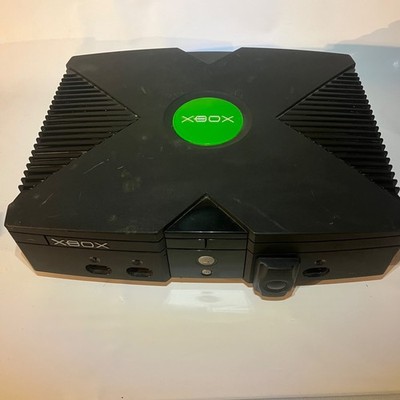 Original XBOX Console Only. Boot Tested. Includes AV cord and power cord