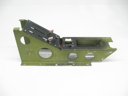Heater and Selector Valve Lever Cover Control - Piper Seneca II - PN: 37556-00 - Foto 1 di 7