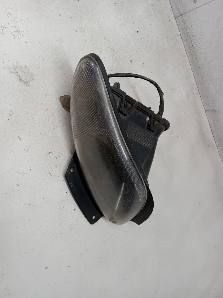 Luz antiniebla montada en parachoques Chrysler 300M 1999-2004 OEM, 116-03466L Foto 4 de 4