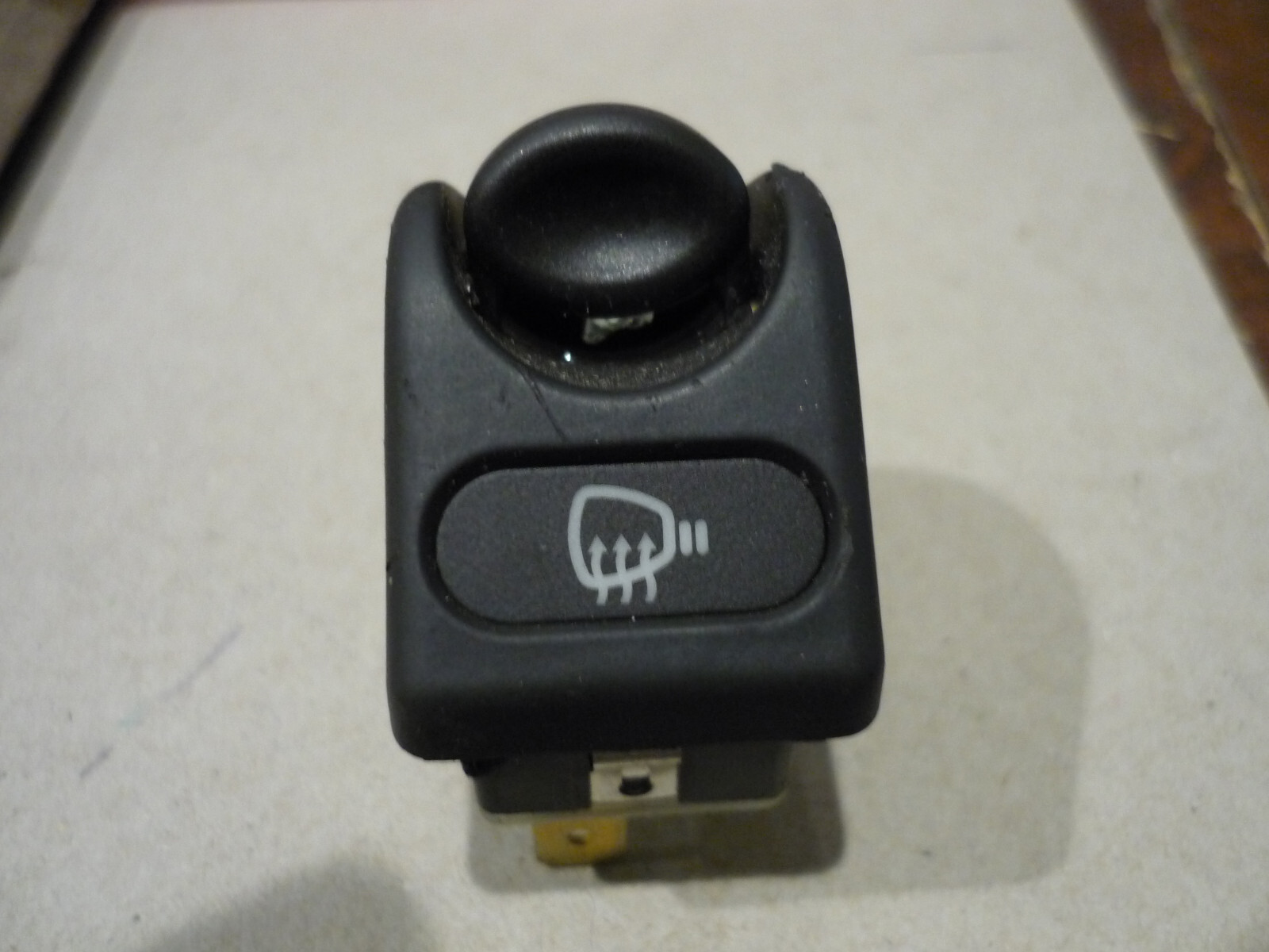 Ferrari 360-430- Mirror Defrost Switch - P/N 180665