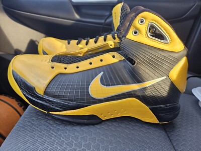 Nike Hyperdunk 2009 Size 7.5