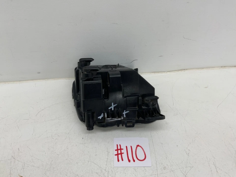 Оригинальные противотуманные фары со стороны пассажира для Volkswagen Jetta 2010–2011 2012 2013 2014 годов выпуска - Изображение 4 из 4