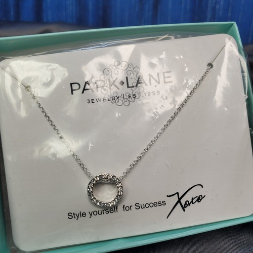 Roo Earring and Necklace Set in Silver from Park Lane Crystals NIB NEW - Picture 3 of 3
