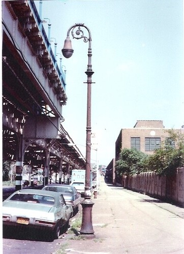 Vintage NYC Street Light Pole Lamp Light Tear Drop LED Renaissance Urban - Picture 7 of 7