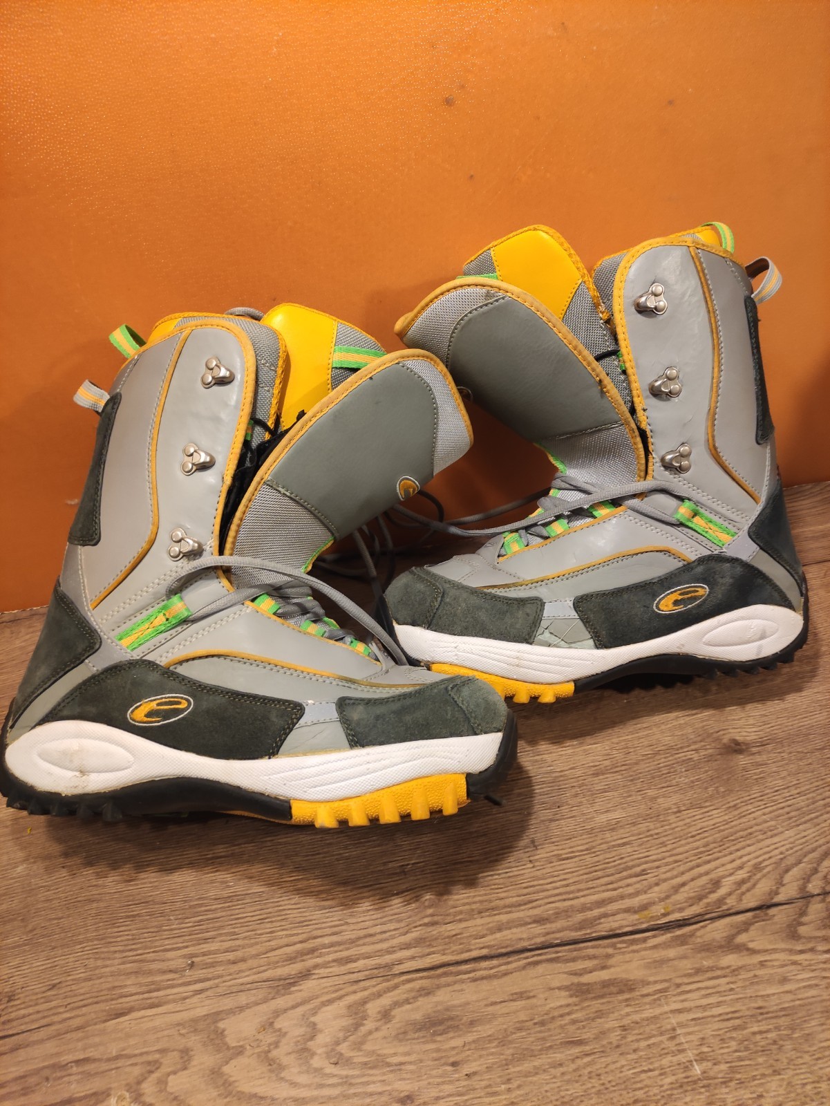 Elan Snowboard Boots Size EUR 40