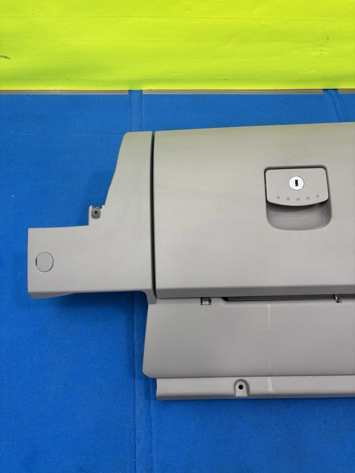 03-10 Volkswagen VW Escarabajo Guantera Conjunto Gris OEM Foto 2 de 4