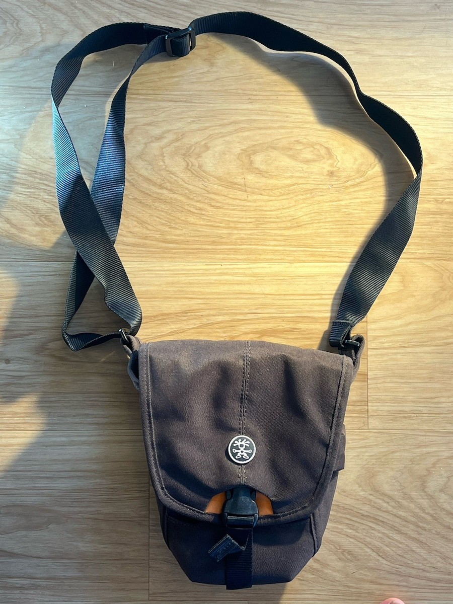 Crumpler Three Million Dollar Home Camera Photo Messenger Bag Brown  Crossbody