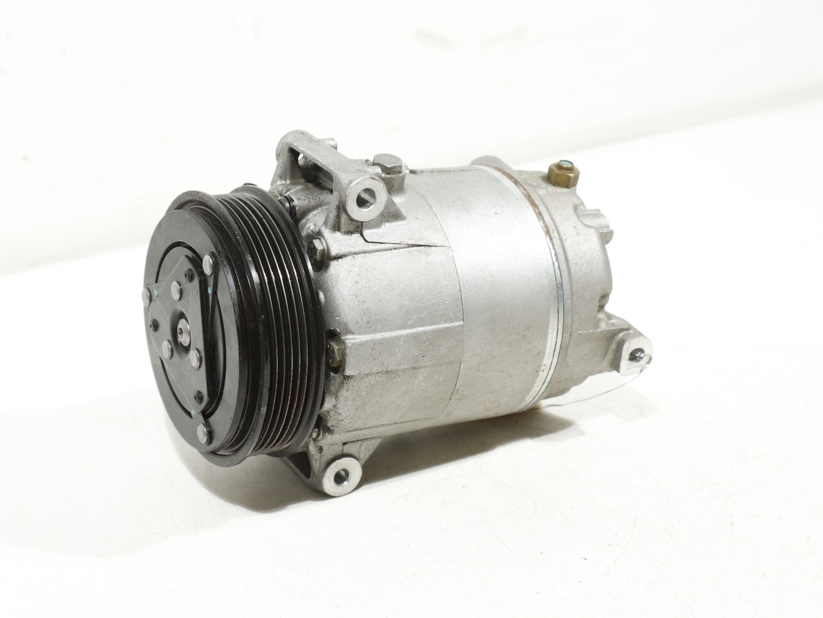 2014-17 Maserati Ghibli Engine Air Conditioning Compressor Pump 35232024F OEM
