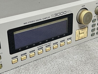AKAI professional S3000XL Digital Sampler 32-Voice 16-bit for Parts Not Working