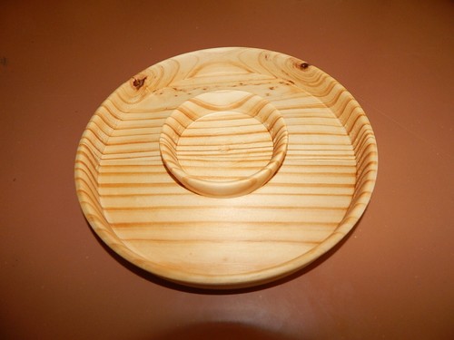 😜😜Wooden Plates, Handcrafted Set of 4 Round Hardwood 😜😍 - Picture 1 of 5