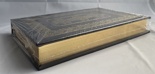 Easton Press The Mighty And Almighty Madeleine Albright SIGNED Sealed New - Picture 4 of 4