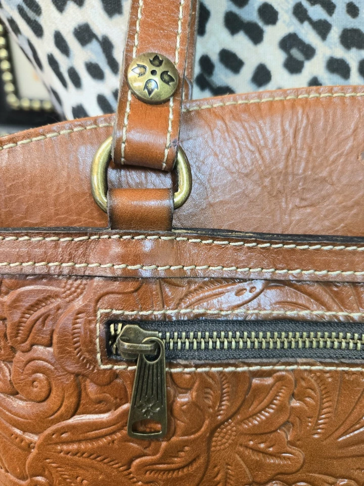 Patricia Nash POPPY ¡Cartera de Cuero Marrón Huele Maravilloso!  Foto 4 de 4