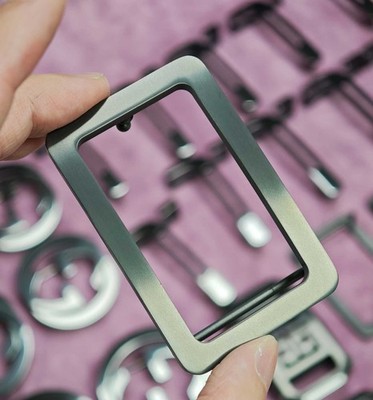 Anti sensitivity pure titanium plate buckle 3.5cm smooth buckle head 3.8cm belt
