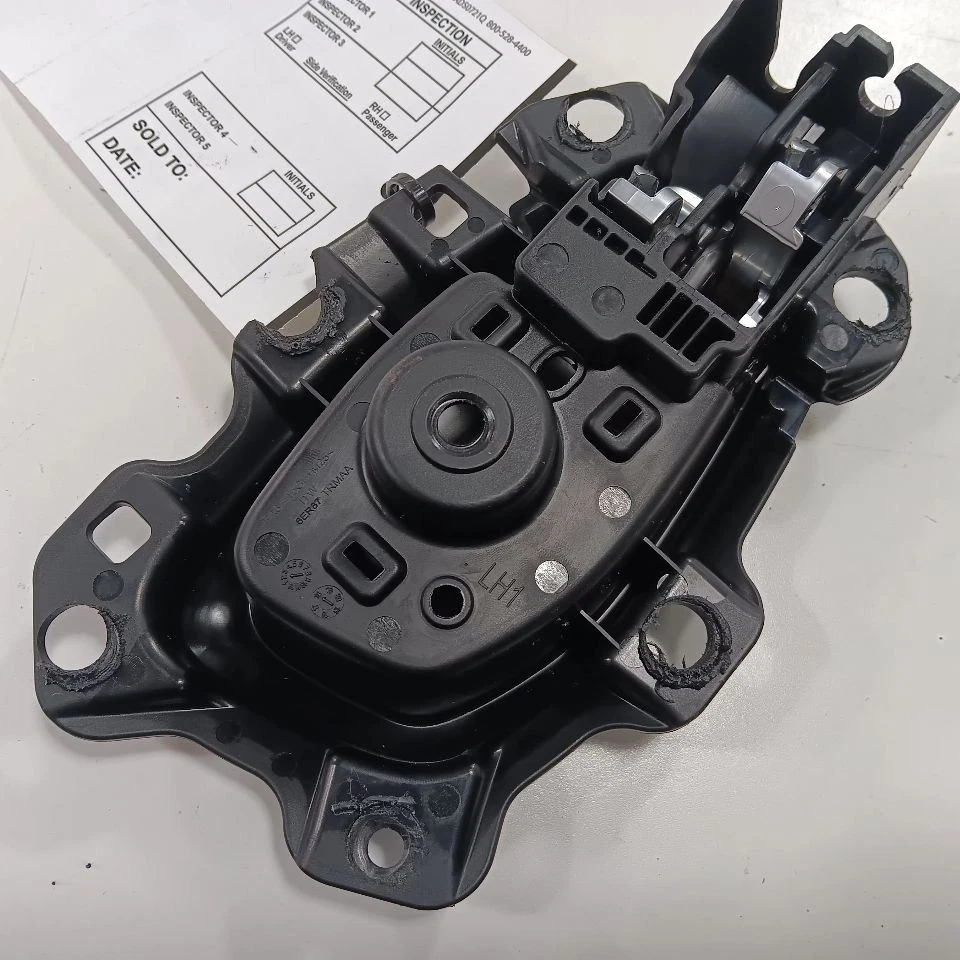 Manija de puerta interior trasera izquierda interior Jeep Compass 2017 2018 2019 2020 Foto 2 de 4