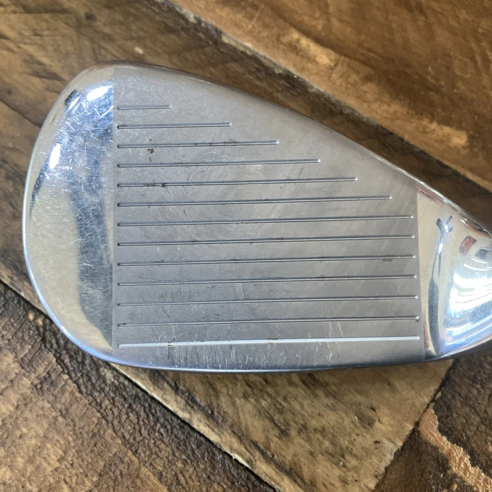 Wilson Staff D300 G GW Gap Wedge Recoil 660 F3 Regular Flex Graphite Shaft - Image 4 of 4