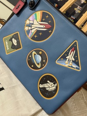 COACH 1941 NASA SPACE PATCHES RIVER BLUE LEATHER LARGE TURNLOCK 30