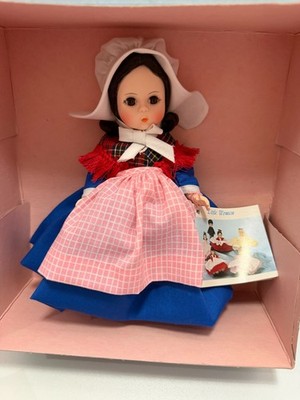 Madame Alexander Belgium 562 international Series Girl 8'' Doll Box Vintage