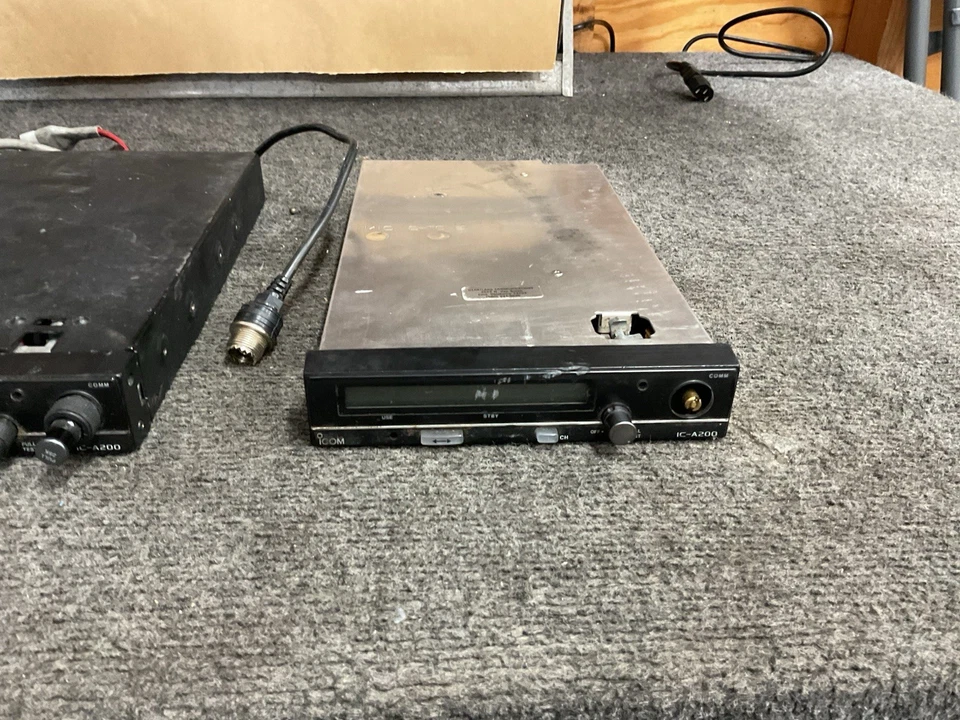 Lot 2 Icom IC-A200 Radio VHF Transceiver - Image 3 of 4