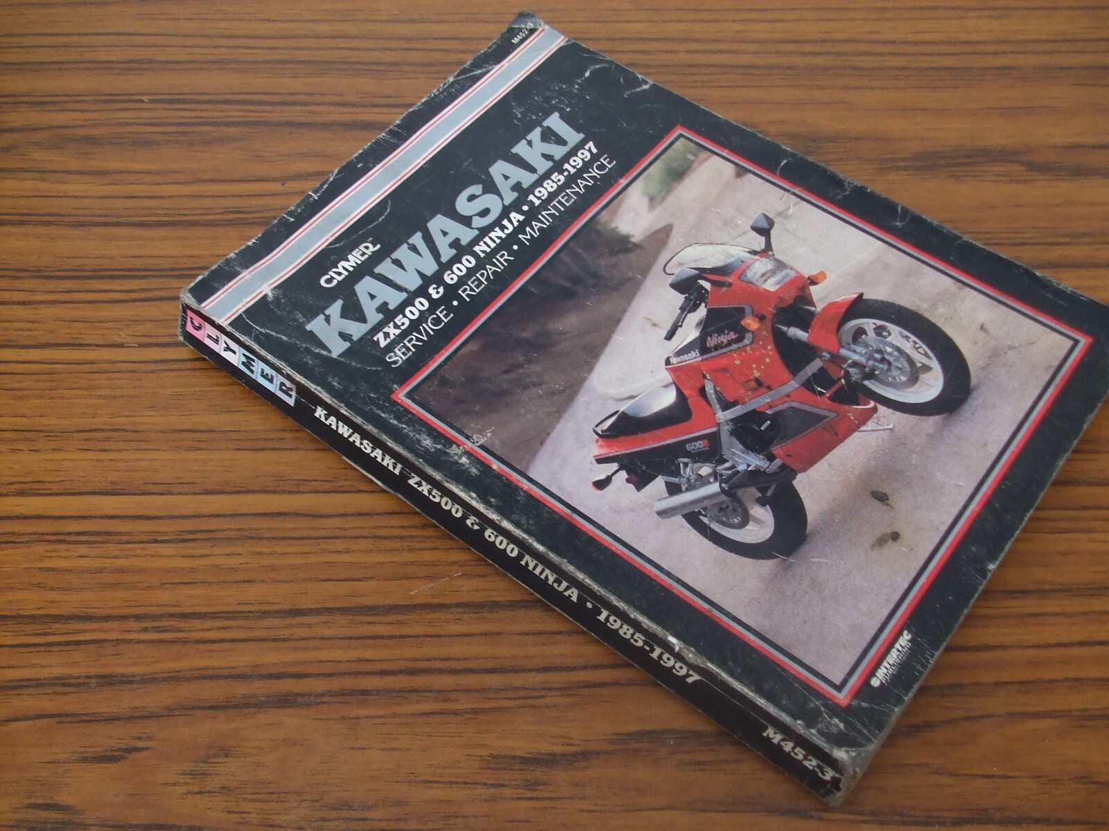 Kawasaki ZX500 & ZX600 Ninja 1985 - 1997  Clymer Service & Repair Manual Book