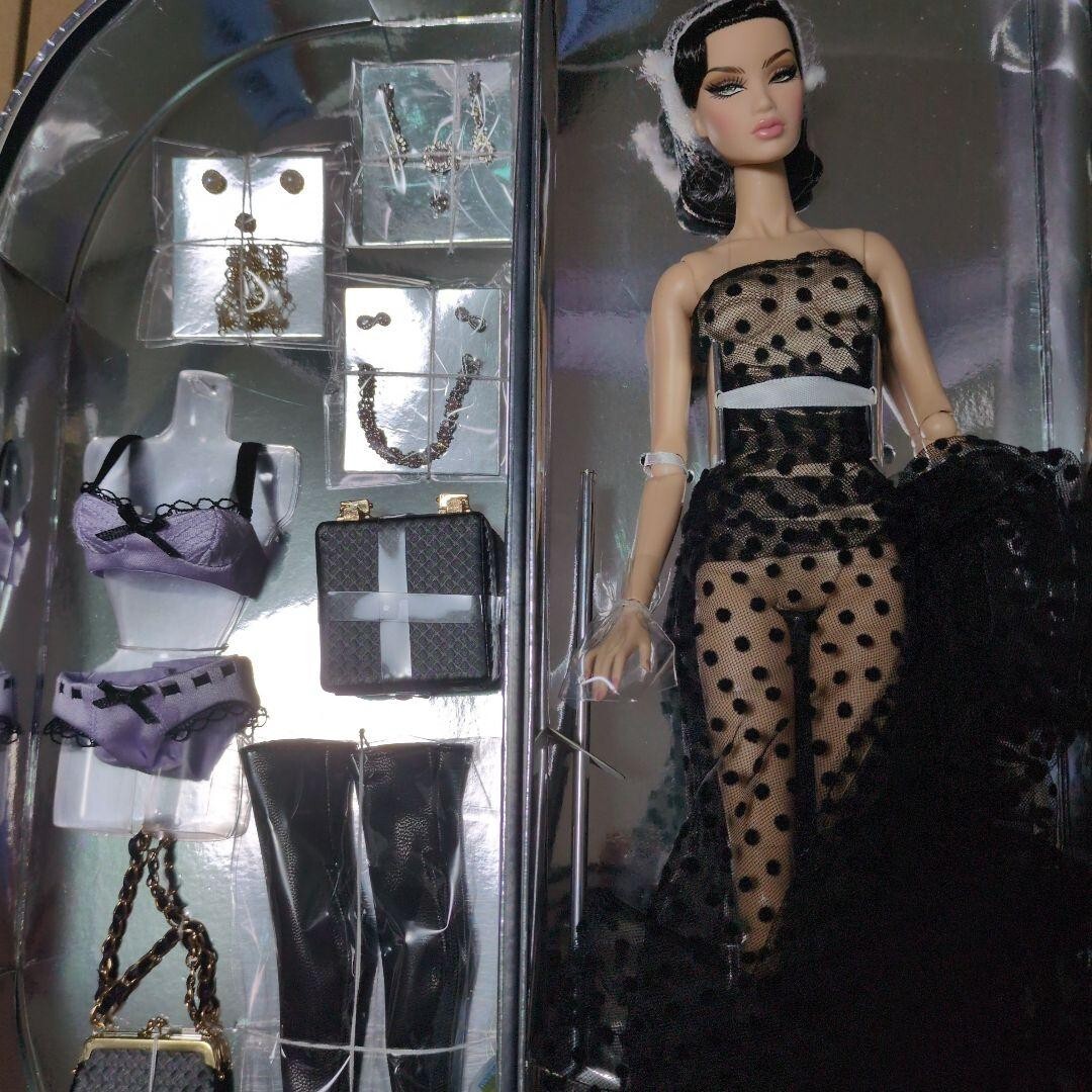 Kyori Sato Gift Set Fashion Royalty Complete Set Fashion Doll From 