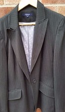 £13.99 To Clear, Ladies Blazer Jacket .been  Dry Cleaned, Offer Expires Soon 