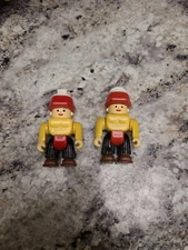 Lot of 2 1997 Soma 3" Toolhead Men with Red Hats Figures Toys
