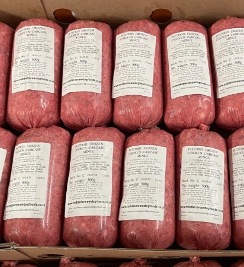 MIDDLETON RAW DOG FOOD FROZEN 9 X 500G CHUBS 4.5KG BOX SMALL TRIAL BOX.
Opens in a new window or tab