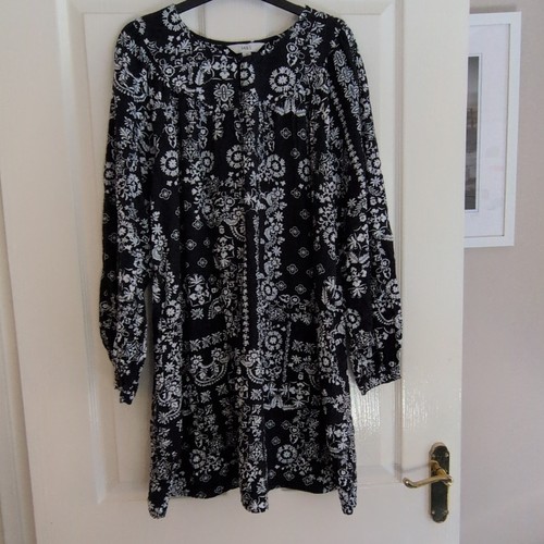 Black & White Floral Shirt Dress Midi Collared Long Sleeve Size 14 Viscose