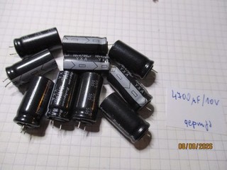 10 Stück Elko Kondensator 4700µF 10V gebraucht geprüft