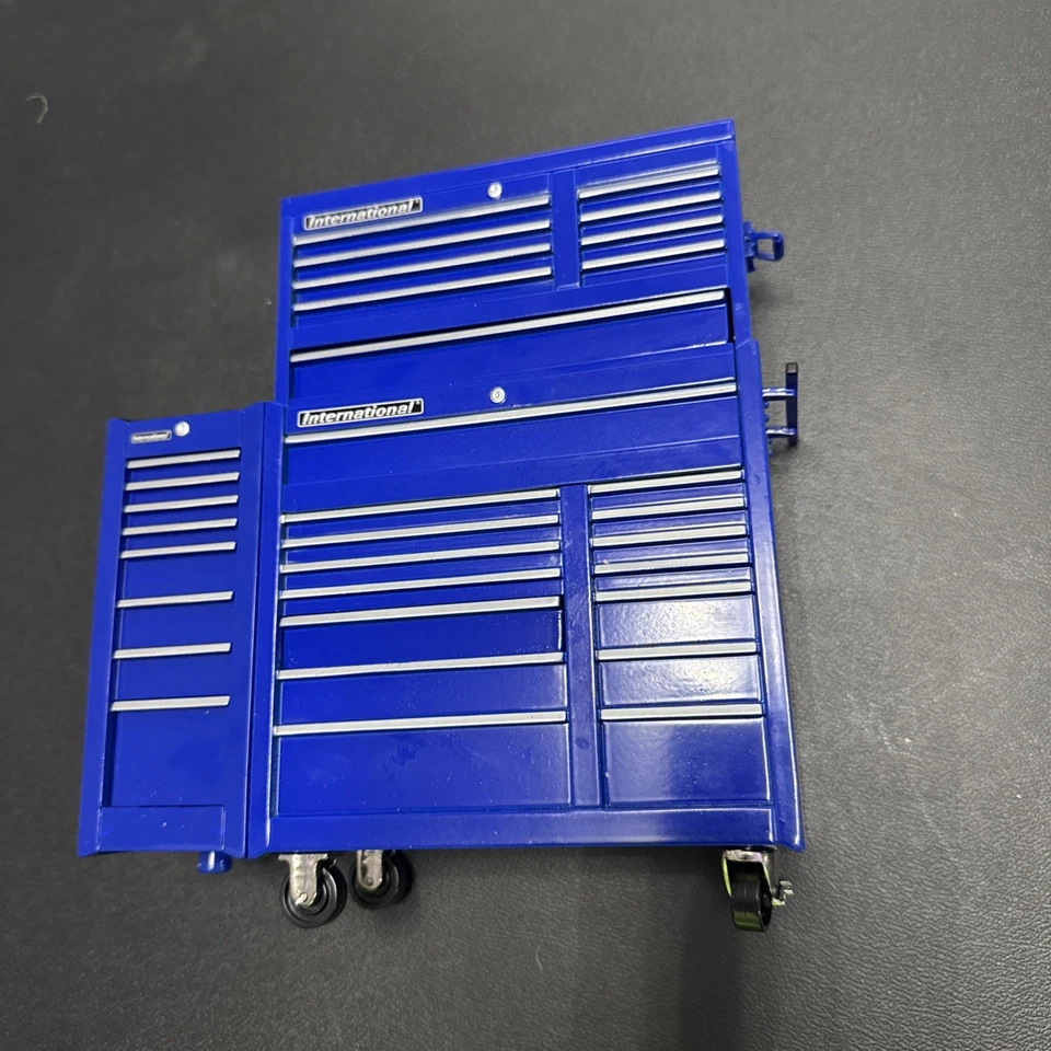 INTERNATIONAL TOOL CHEST BANK REPLICA  1:8 SCALE DIECAST Blue w/ Box - Image 4 of 4