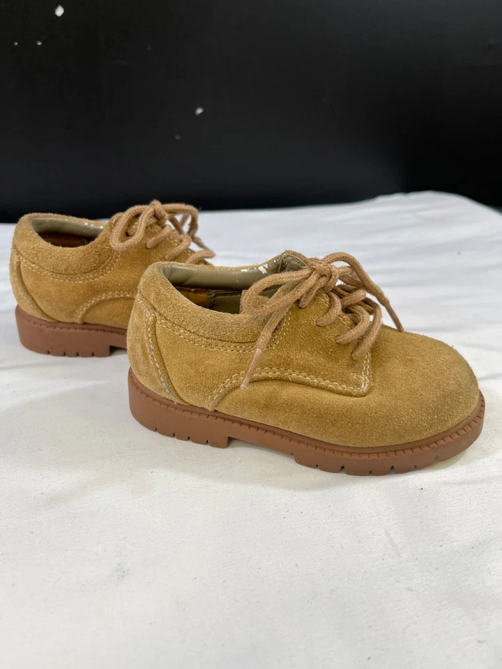 Zapatos/botas Smart Fit originales resistentes Outback para niños pequeños color tostado talla 6 SKU 5964 Foto 2 de 4